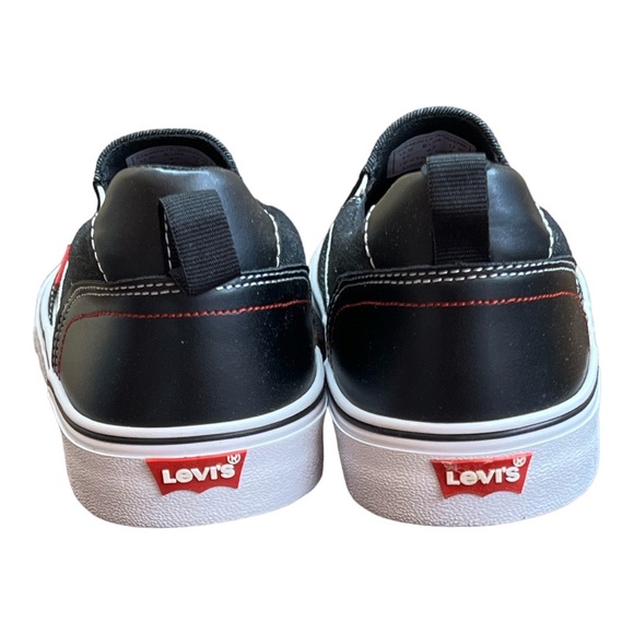 Sz 11M Levi’s Nata Slip on Hologram Black NWT NIB - Picture 3 of 5